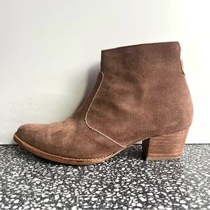 George Esquivel Suede Handmade Jane Ankle Boots Sz 9